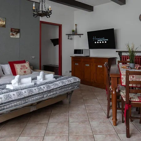-garden Home- 700m Skilift - Private Parking - Downhill Lägenhet Bardonecchia