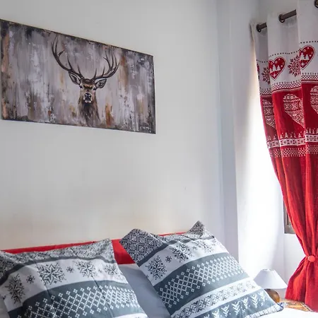 -garden Home- 700m Skilift - Parking - Downhill Lejlighed